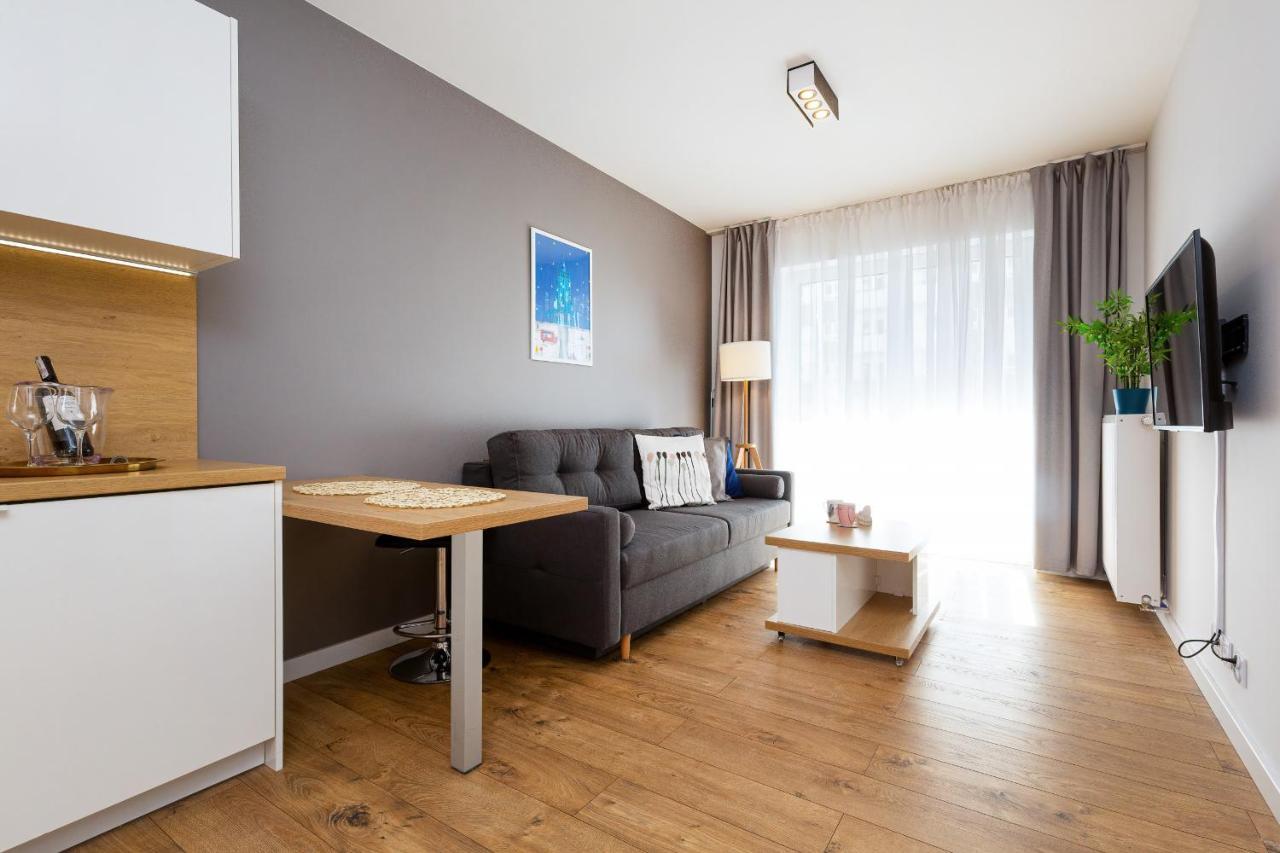 Apartments Parks Of Warsaw By Noclegi Renters Ngoại thất bức ảnh